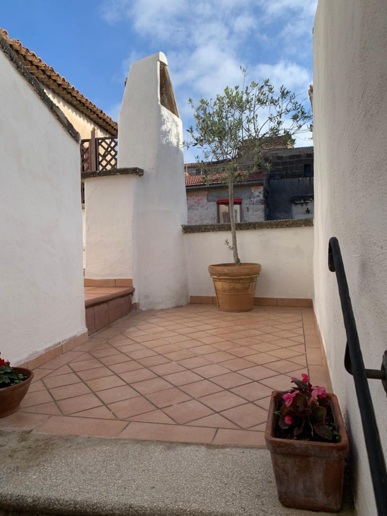 Ferienwohnung La Porta Di San Domenico Sessa Aurunca Exterior foto